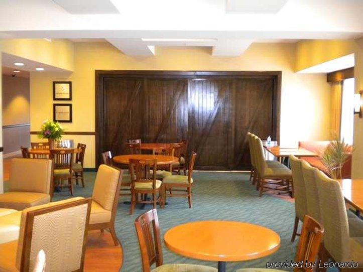 Hampton Inn Okeechobee - Lake Okeechobee Restaurant bilde